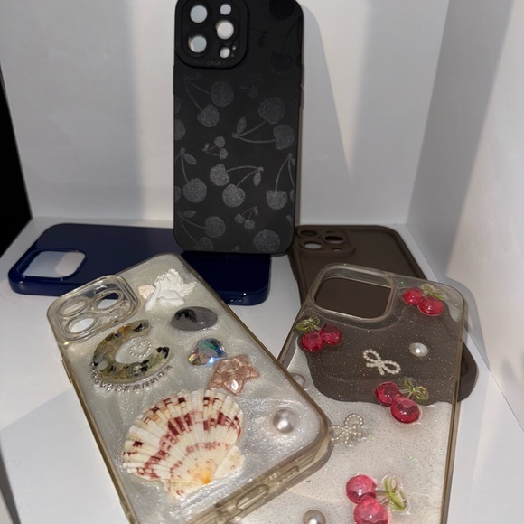 iPhone 13 Pro Max cases - Picture 6 of 6